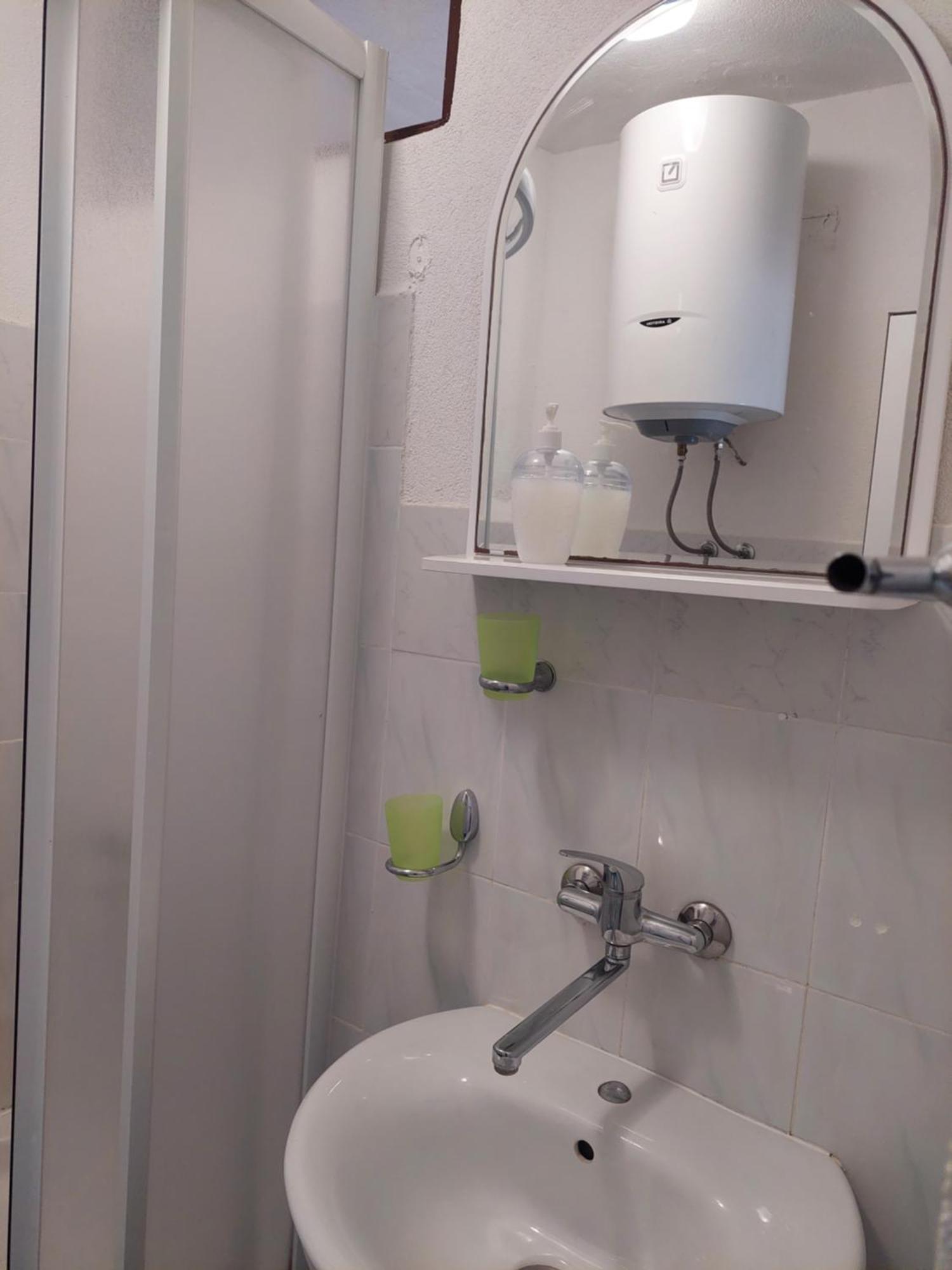 Kjara Apartments ティヴァト エクステリア 写真