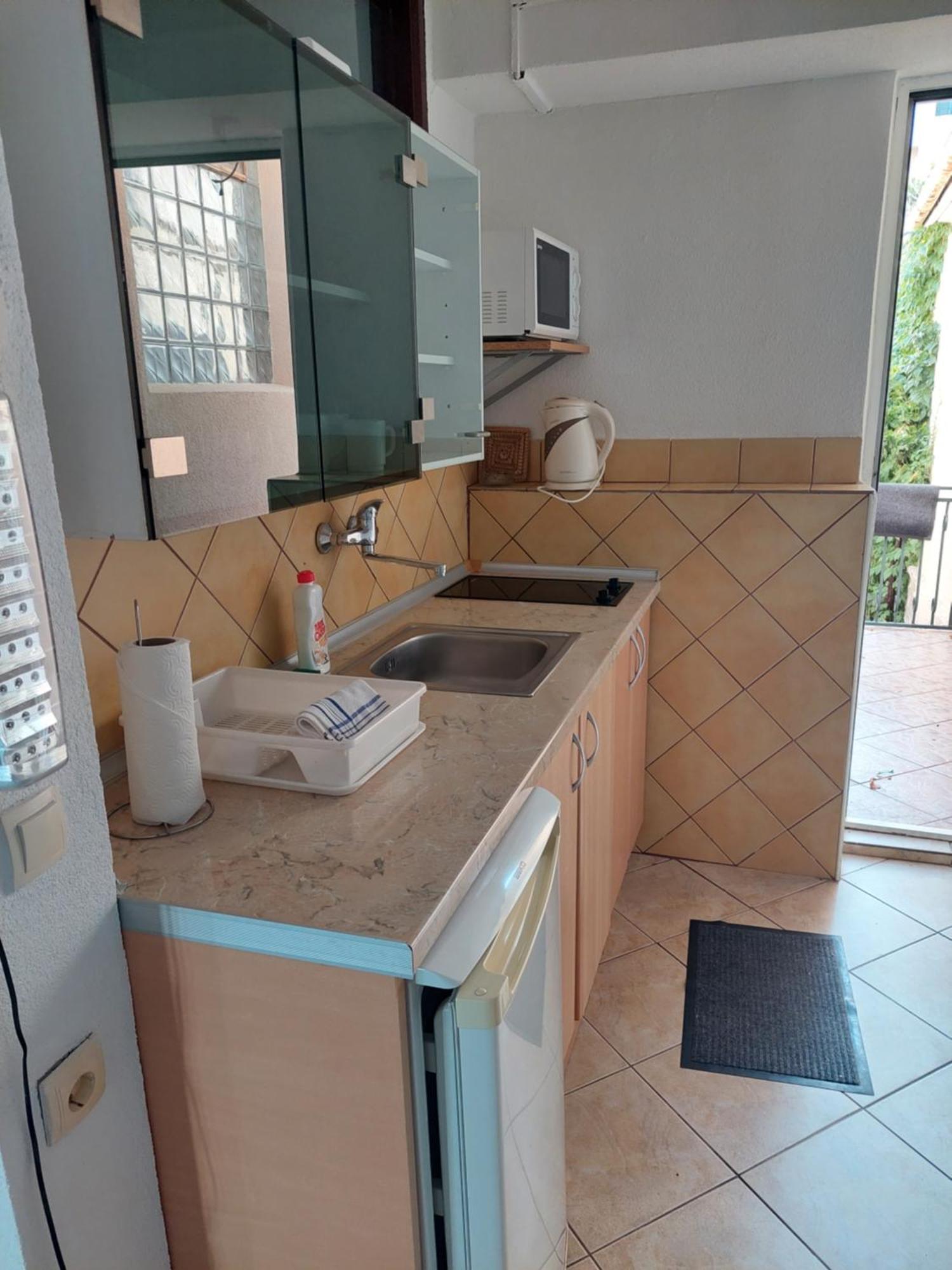 Kjara Apartments ティヴァト エクステリア 写真