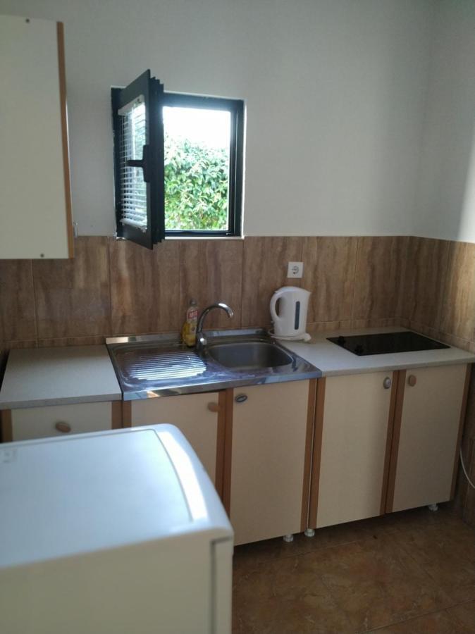 Kjara Apartments ティヴァト エクステリア 写真